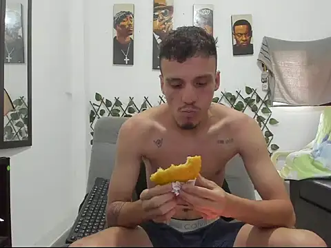 Latins Boss online show from April 26, 10:39 pm