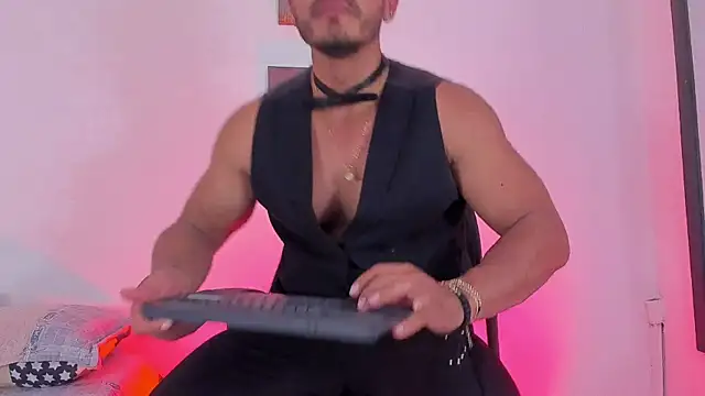 magnusclark online show from April 27, 6:57 pm