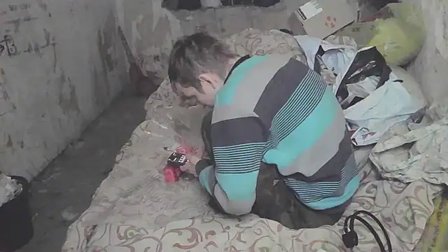 Snapshot of makarov1993 chatting on October 29, 1:25 pm makarov1993 online show from October 29, 1:25 pm