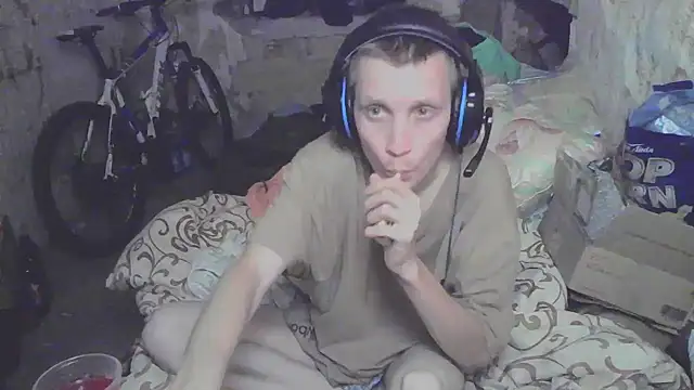 Snapshot of makarov1993 chatting on September 14, 8:44 pm makarov1993 online show from September 14, 8:44 pm