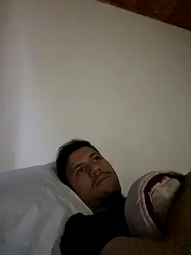 Snapshot of Michaell_Spinelly chatting on September 28, 10:52 pm Michaell Spinelly online show from September 28, 10:52 pm