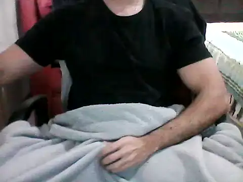 Snapshot of Ulisses_vilela7 chatting on September 18, 4:31 pm Ulisses vilela7 online show from September 18, 4:31 pm