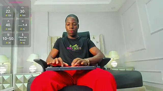 Snapshot of CharlesBrown_ chatting on September 18, 1:46 pm CharlesBrown online show from September 18, 1:46 pm