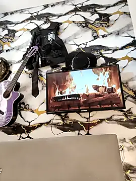 Hiroshi Shen online show from April 22, 2:11 pm