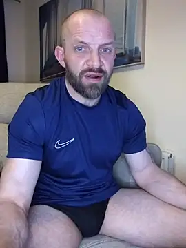 Andrewjames8391 online show from February 18, 8:39 pm