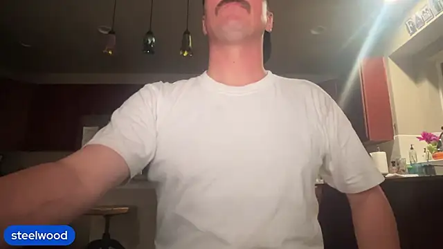 steelwoodVids online show from October 20, 3:21 am