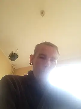 piercingpik online show from March 12, 12:57 pm