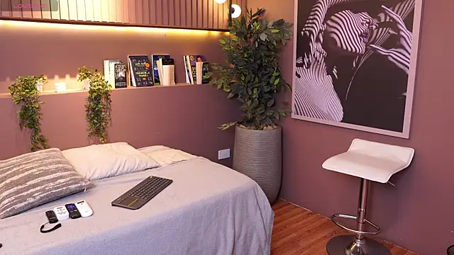 Ethan occonor online show from April 25, 12:52 pm