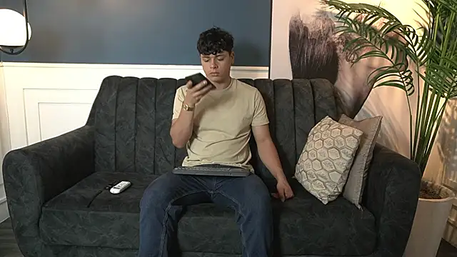 Snapshot of Ethan_occonor chatting on September 10, 1:54 pm Ethan occonor online show from September 10, 1:54 pm