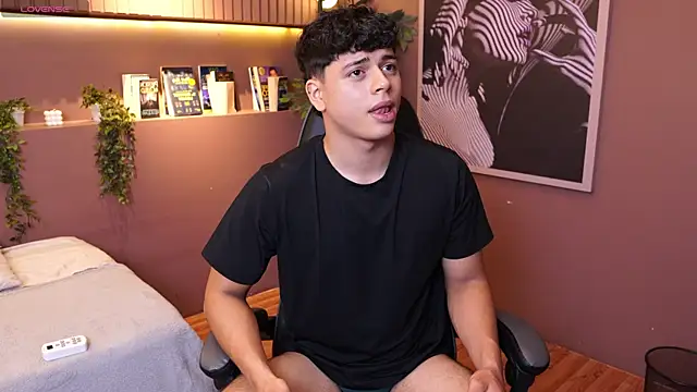 Ethan occonor online show from April 25, 1:41 pm