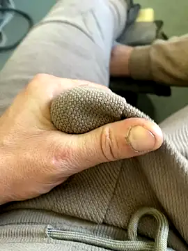 Marius1991 online show from October 22, 7:45 am