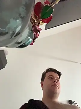 Lars2306 online show from October 21, 9:01 am