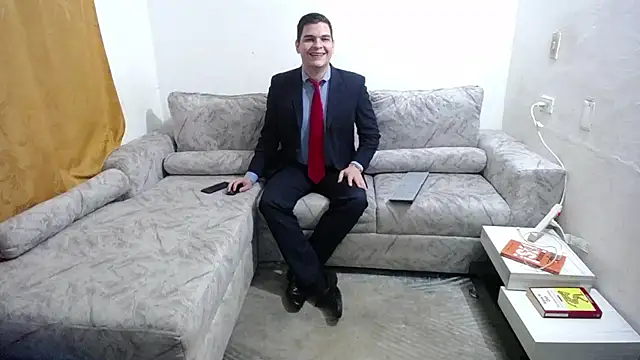 Snapshot of Victor_Maitland chatting on October 30, 4:36 am Victor Maitland online show from October 30, 4:36 am