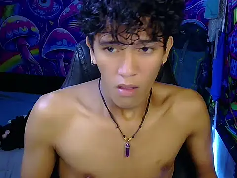 kenbigcockxx online show from June 12, 1:53 pm