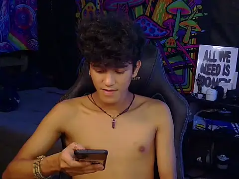 kenbigcockxx online show from June 24, 3:42 am