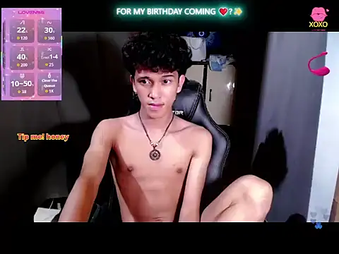 kenbigcockxx online show from November 6, 5:38 pm