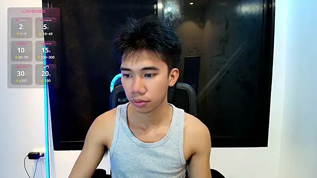 Snapshot of Ur_pinoyhotbrix chatting on October 28, 2:19 pm Ur pinoyhotbrix online show from October 28, 2:19 pm