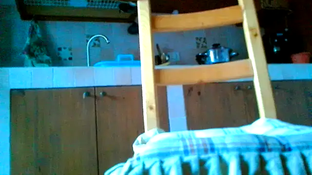Snapshot of Prince-sexy chatting on October 3, 6:51 am Prince-sexy online show from October 3, 6:51 am