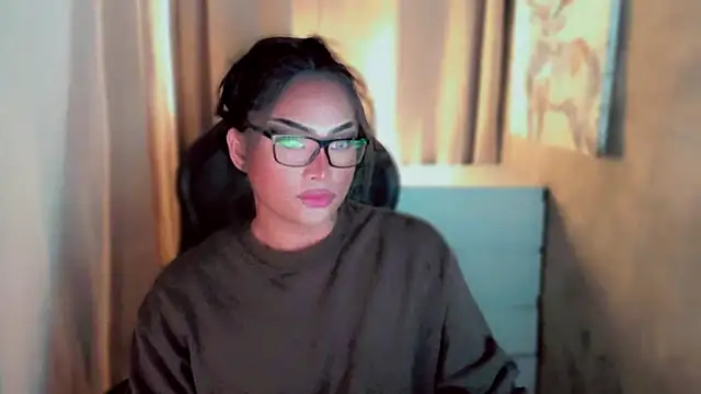 Snapshot of kaicromwell_ chatting on September 17, 11:22 am kaicromwell online show from September 17, 11:22 am