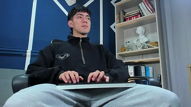 etham wolf  online show from November 10, 11:26 am