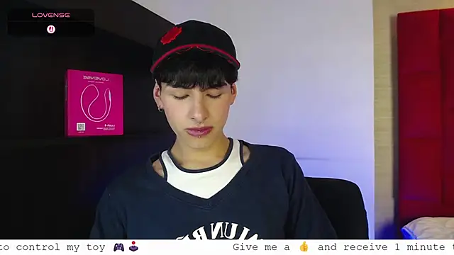 Snapshot of Ezra_Storm chatting on September 27, 6:11 am Ezra Storm online show from September 27, 6:11 am