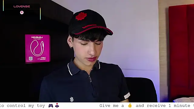 Snapshot of Ezra_Storm chatting on September 28, 6:22 am Ezra Storm online show from September 28, 6:22 am