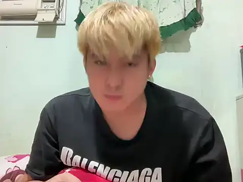 lovely jay online show from June 23, 7:50 pm