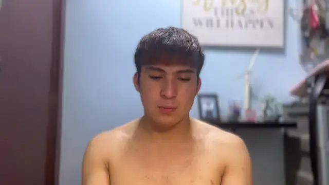 Snapshot of lovely_jay chatting on October 25, 10:06 am lovely jay online show from October 25, 10:06 am