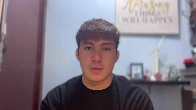 Snapshot of lovely_jay chatting on October 22, 9:18 pm lovely jay online show from October 22, 9:18 pm