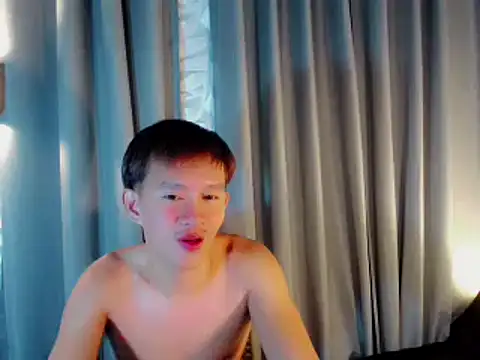 Snapshot of prince_elaijah chatting on October 9, 2:33 pm prince elaijah online show from October 9, 2:33 pm