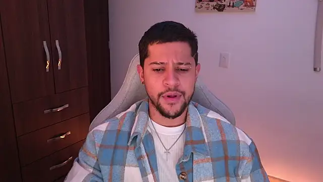 domsantiago  online show from March 9, 3:33 am