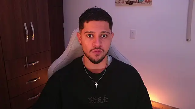 domsantiago  online show from March 11, 3:46 am