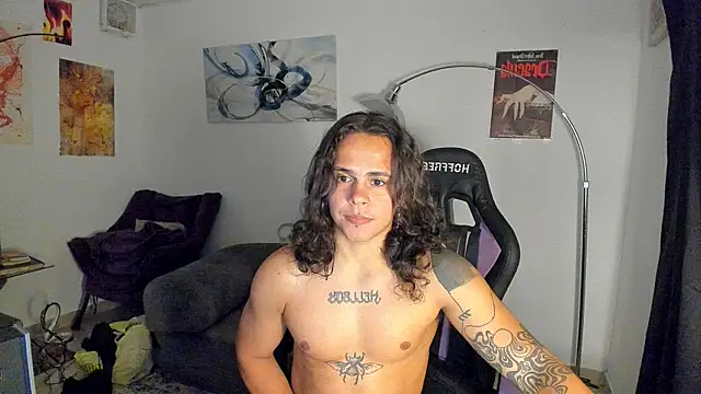 Maximiliano scoott   online show from May 8, 11:16 pm