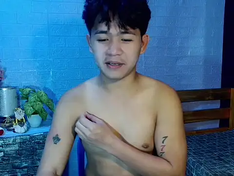 Albertx Destroyer69 online show from May 4, 12:23 am