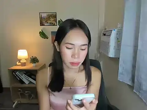 Shindoll online show from October 17, 1:37 pm