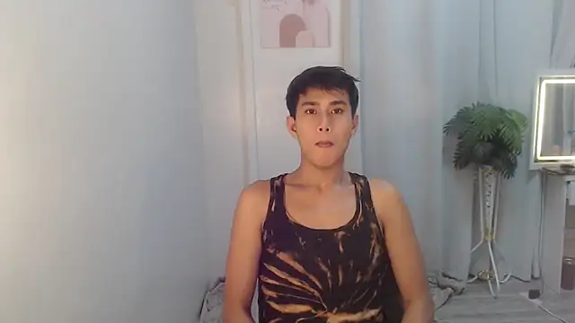 shokolet 2001 online show from February 1, 2:05 pm