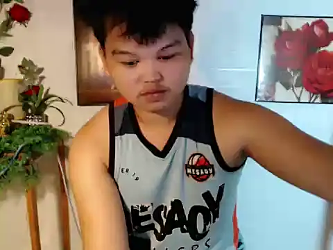 Reynelcock online show from July 25, 5:37 am