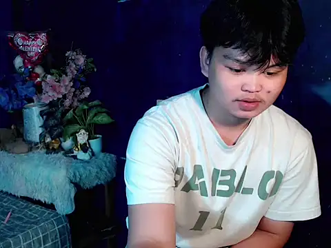 Snapshot of Reynelcock chatting on October 24, 5:58 pm Reynelcock online show from October 24, 5:58 pm