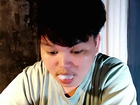 Snapshot of Reynelcock chatting on October 16, 4:48 pm Reynelcock online show from October 16, 4:48 pm