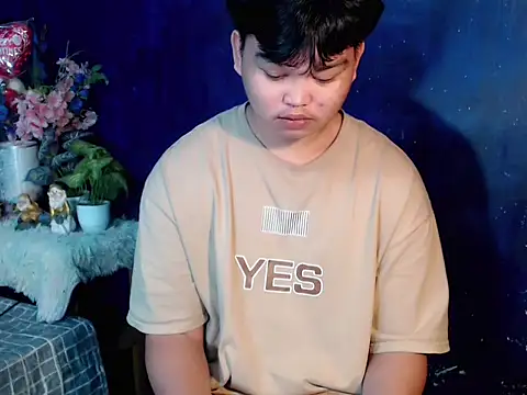 Snapshot of Reynelcock chatting on October 13, 1:06 pm Reynelcock online show from October 13, 1:06 pm