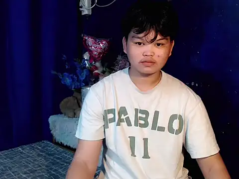 Snapshot of Reynelcock chatting on October 26, 12:07 pm Reynelcock online show from October 26, 12:07 pm