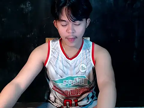 Snapshot of urguy_toshi chatting on September 28, 7:34 pm urguy toshi online show from September 28, 7:34 pm