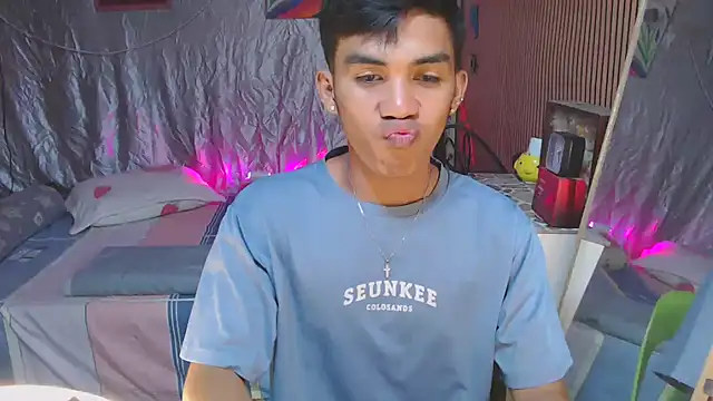 urhot chany online show from November 20, 4:50 pm