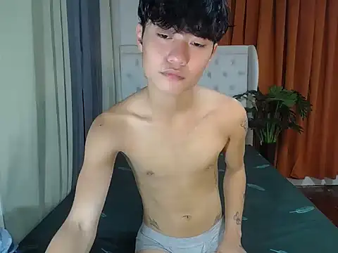 ur little secret online show from April 10, 8:32 am