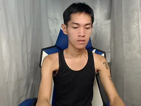 riks tyler online show from May 5, 9:15 pm