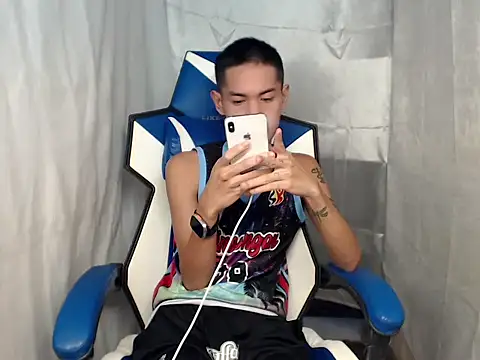 riks tyler online show from February 27, 10:09 pm