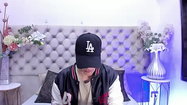 BenitoSaenz online show from March 24, 1:05 pm