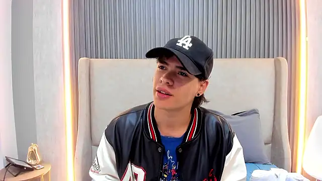 BenitoSaenz online show from February 3, 12:32 pm