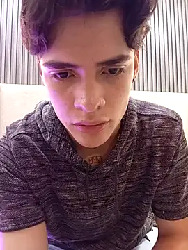 Snapshot of BenitoSaenz chatting on September 22, 12:48 pm BenitoSaenz online show from September 22, 12:48 pm