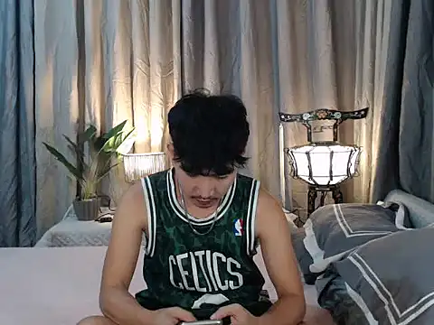 Snapshot of cute_richard24 chatting on October 5, 5:17 pm cute richard24 online show from October 5, 5:17 pm